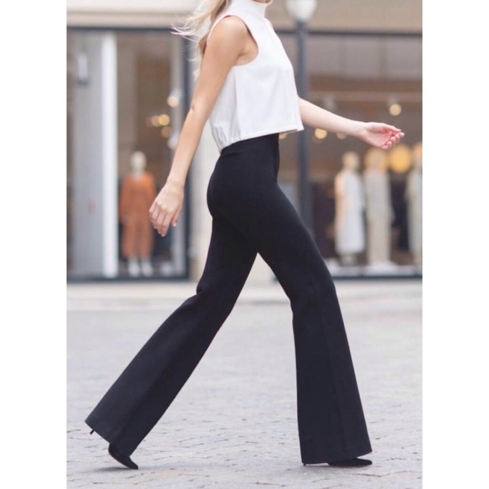 SPANX Perfect Pant Hi Rise Flare In Point Classic Black